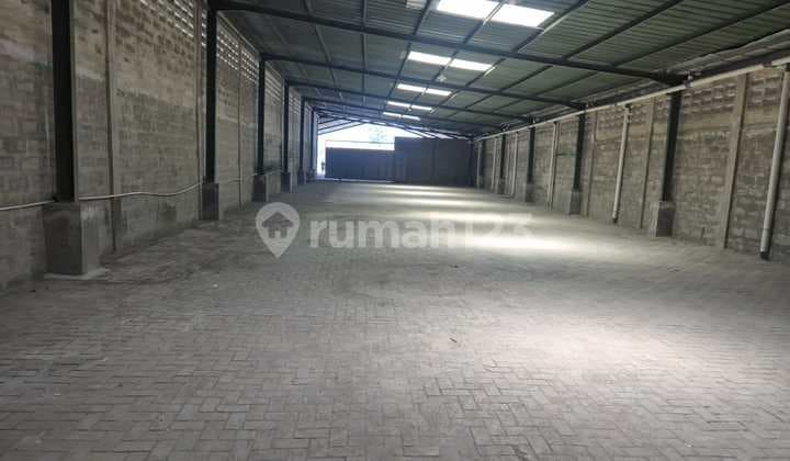 Warehouse for Rent, Ready to Use, Recently Renovated