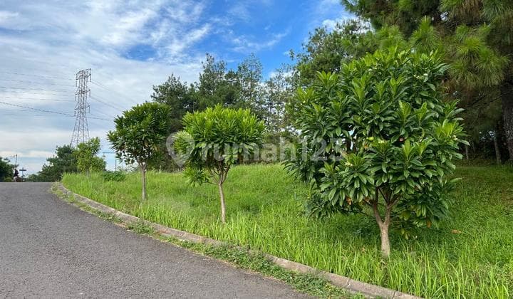 Land for Sale, Suitable for Villa/Cafe in Dago Resort Bandung