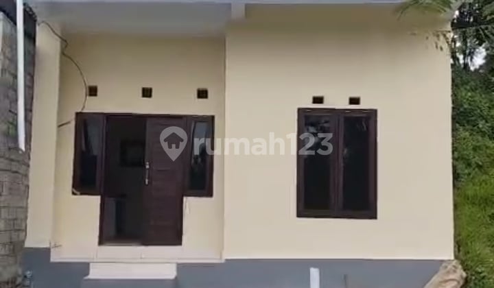 Rumah Lantai 2 Minimalis Dan View Alam