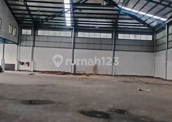 Gudang Siap Pakai Bangunan Baru Siap Pakai 1,5 Lantai Ba