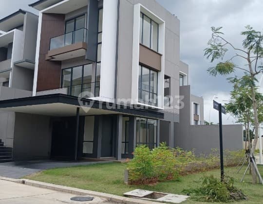 Dijual rumah hoek Brand NEW Cluster Kelimutu JGC