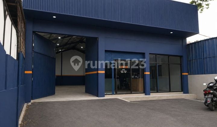 For Rent: Ready-to-Use Warehouse on Main Road in Rawalumbu Bekasi