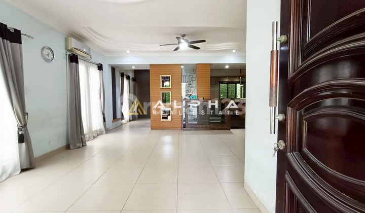 Rumah 2 Lantai Beverly Dekat Pelabuhan Batam Center