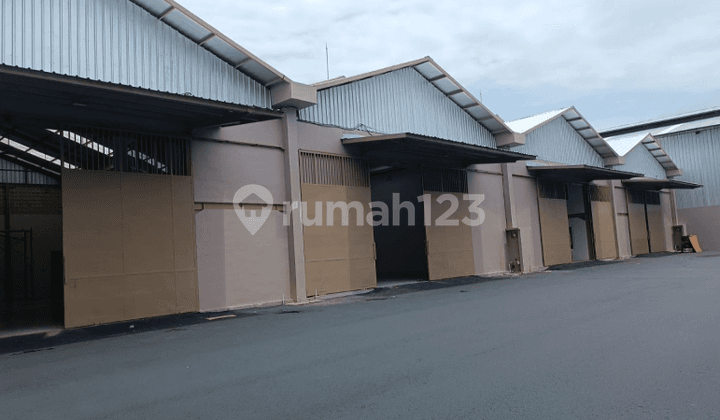 Gudang Baru Strategis Pusat Bisnis di Mahendradatta Utara Denpasar, Bali