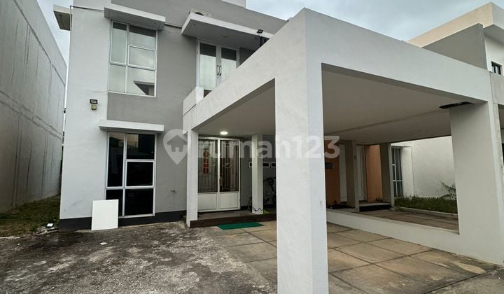 Dijual Rumah Grand Maganda - Hook Tengah !!