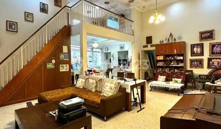 For Sale: A Serene and Lush Home in Pondok Pinang, South Jakarta: Comfortable and Easily Accessible