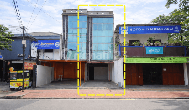 Ruko 3,5 Lantai di Tebet Jaksel - Lokasi Super Strategis, SHM, Siap Huni, Bebas Banjir, Cocok Usaha & Kantor