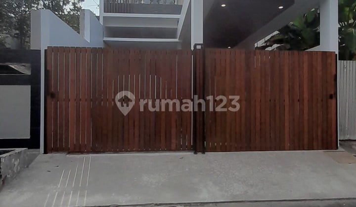 Dijual Rumah Baru 2 Lantai Siap Huni Taman Malaka, Duren Sawit Dekat Tol & KRL