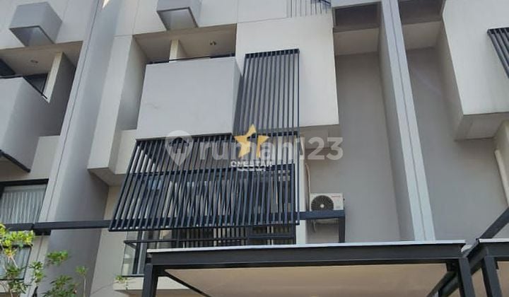 Disewakan Rumah di Impresahaus Tabebuya BSD