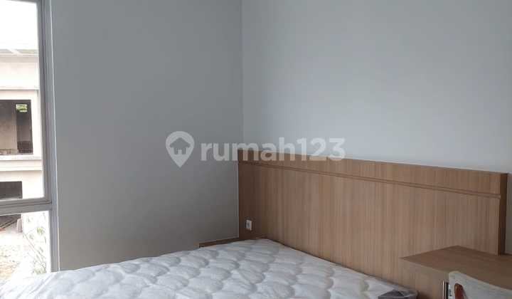 Dijual Rumah 2 Lantai Furnish di Cluster Amarillo Gading Serpong