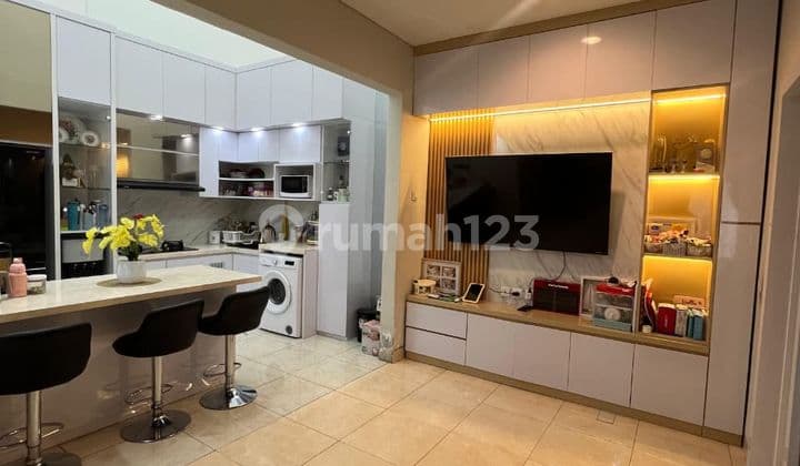 Rumah 2 Lantai Siap Huni di Cluster Thomson, Gading Serpong