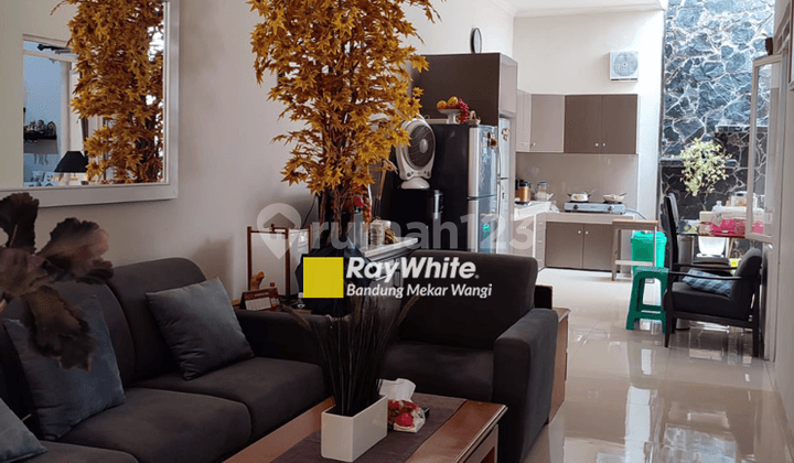 Rumah Cantik Minimalis Siap Huni Taman Kopo Indah 3