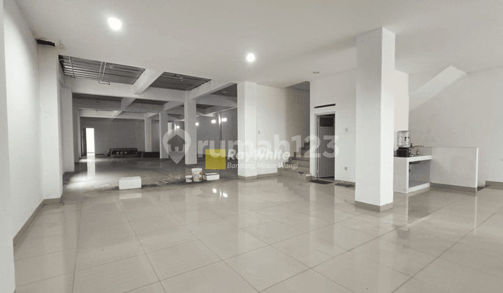 Ruang Usaha Luas Strategis Ciburial- Soreang