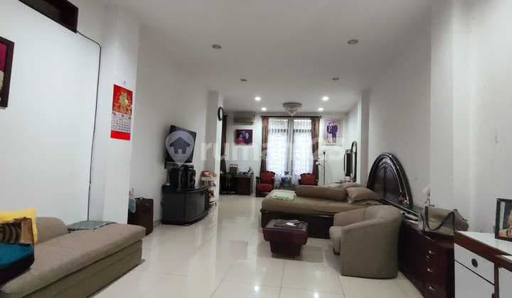 Rumah dan Ruang Usaha di Sayap Pasirkaliki Kota Bandung