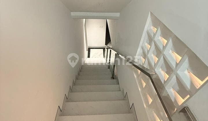 DIJUAL-RUMAH MODERN CLASSIC DI SUKAJADI SEKTOR 10 BATAM✨