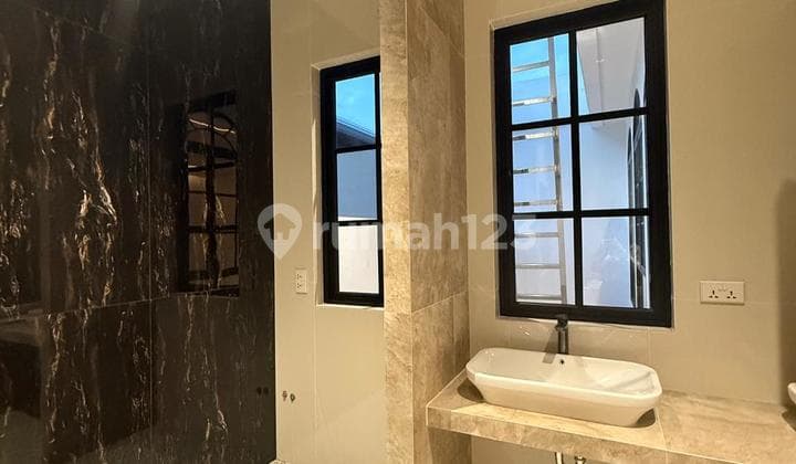 DIJUAL-RUMAH MODERN CLASSIC DI SUKAJADI SEKTOR 10 BATAM✨