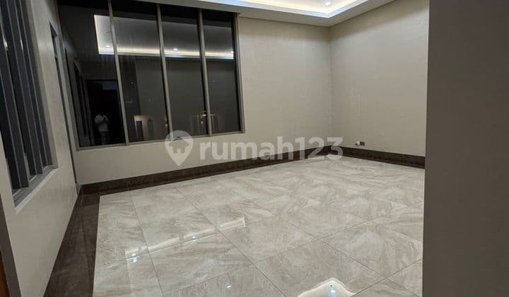 Dijual - Rumah Eksklusif Sukajadi Sektor 10