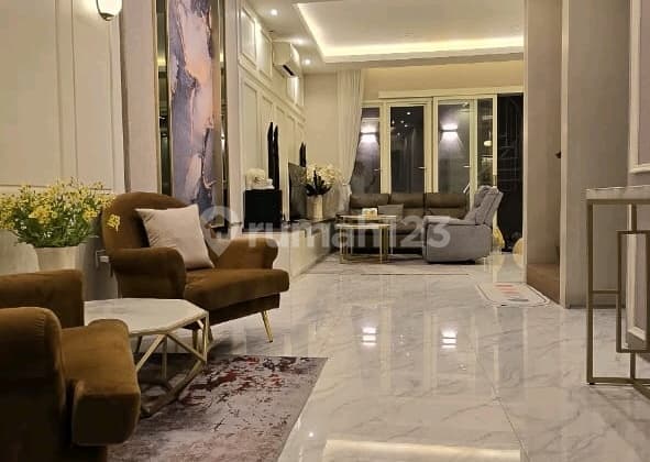 Dijual Rumah Royal Residence Like New Full Furnished Interior Mewah!