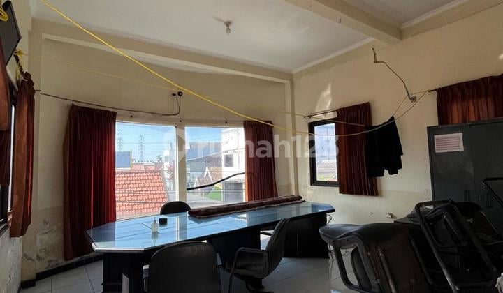 RUMAH KOMERSIAL MURAH 3 LANTAI DI VETERAN GRESIK KOTA