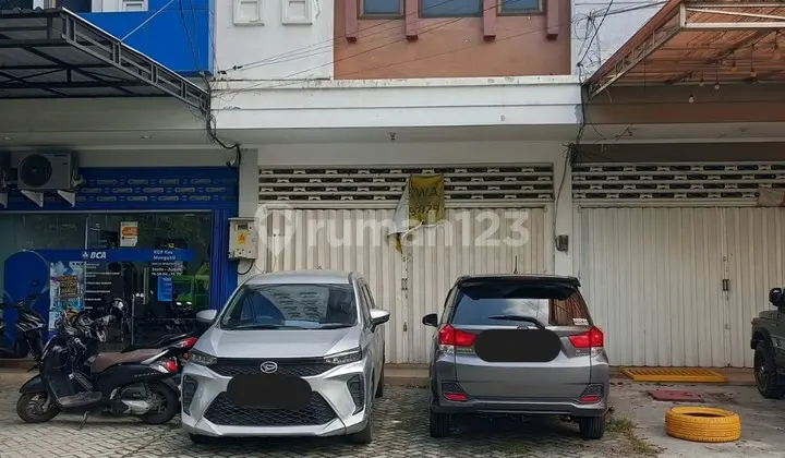 RUKO SIAP HUNI DI MENGANTI DEKAT BANK BCA MENGANTI GRESIK