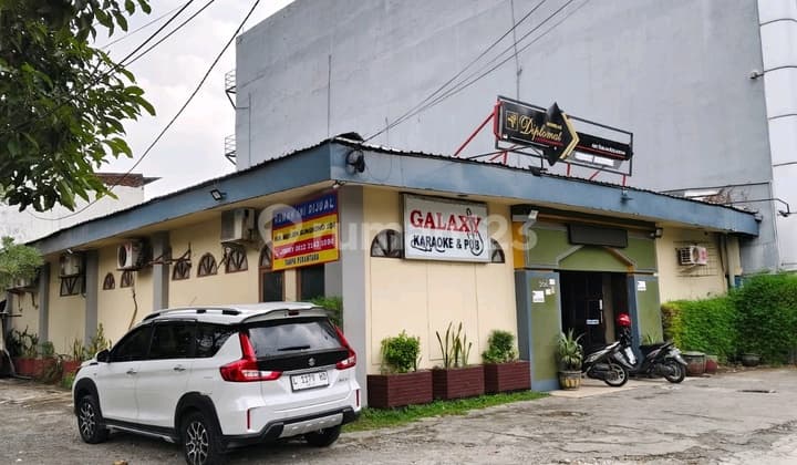 Dijual X Karaoke Mayjen Lokasi Ciamik Hook
