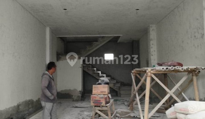 2 Units of 3-Story Shophouses in Mahendradata, Denpasar