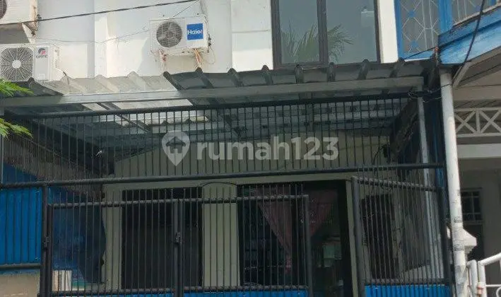Rumah Murah 2 Lantai Taman Palem Lestari, Cengkareng
