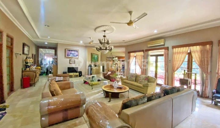 For Sale | Vintage House | Well-Maintained | Pejaten Raya | South Jakarta