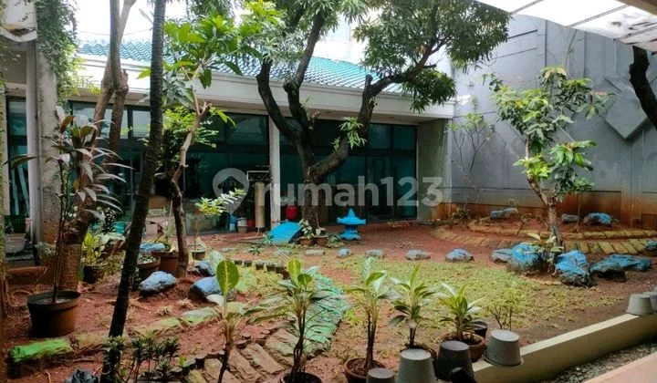 Dijual | Rumah Mewah | Siap Huni | Prime Area Menteng | Jakarta Pusat Dijual | Rumah Mewah | Siap Huni | Prime Area Menteng | Jakarta Pusat