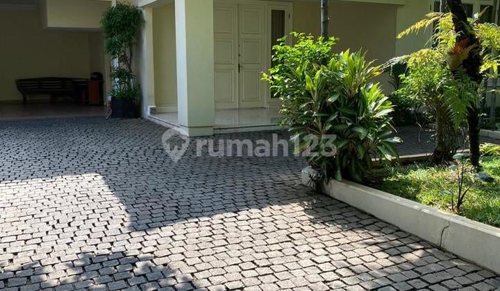 Sewa Mansion Menteng 900M² Private Pool & Garden - Lokasi Elit