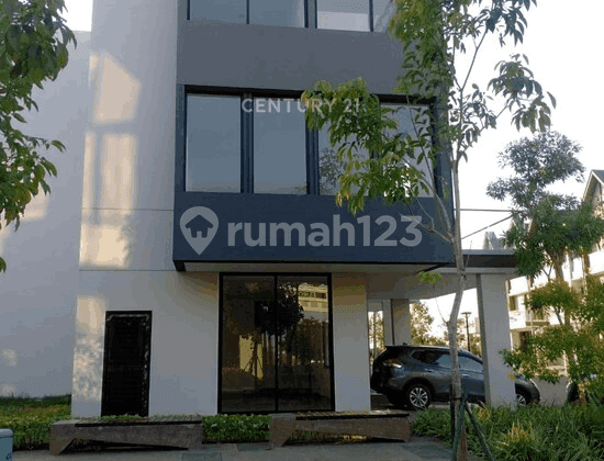 Disewakan Rumah Osaka Residences Himawari Pik 2 Hoek Brand New