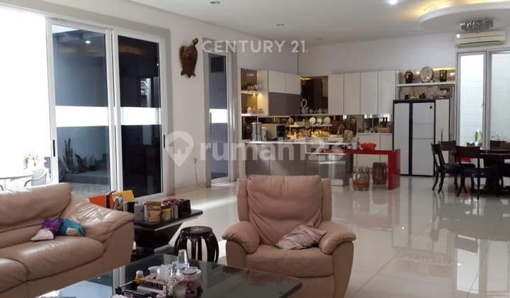 FOR SALE Luxury House in Pasir Putih Area, Ancol, North Jakarta