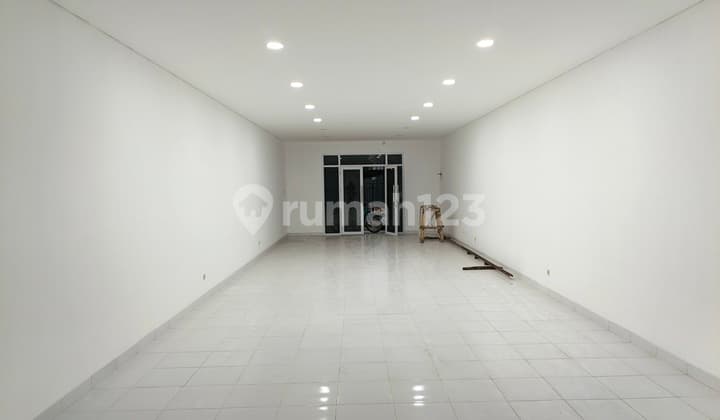 For Sale: Brand New Shop House by the Main Road