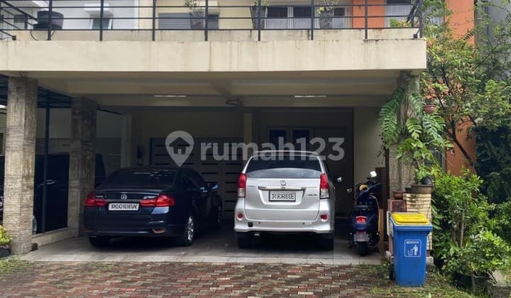 Jual Rumah Delatinos BSD