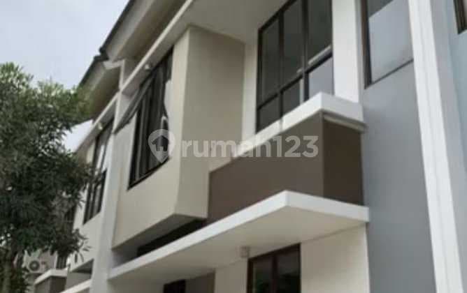Dijual Cepat Rumah di Cluster The Springs Serpong Jaya