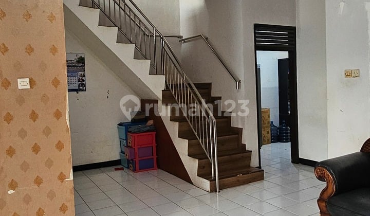 House in Dago Asri Suitable for Boarding Strategic Location