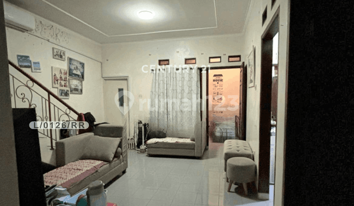 Rumah 2 Lantai Siap Huni dan Lokasi Strategis di Cikutra Bandung