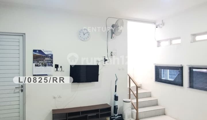 Rumah Posisi Hook Nyaman Di Bumi Cikoneng Regency Bandung