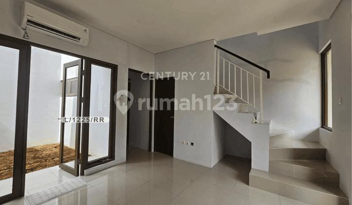 Rumah Siap Huni Strategis di Springhill Yume Lagoon Tangerang
