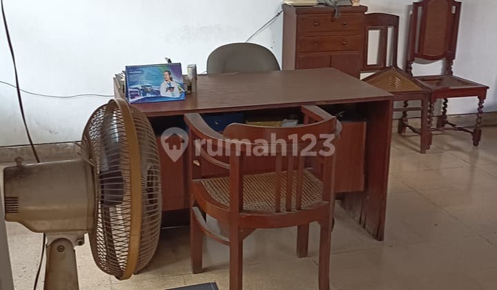 Dijual Cepat Rumah Pinggir Jalan Cocok Untuk Usaha/kantor Cabang