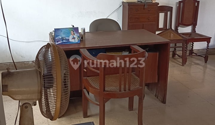 Dijual Cepat Rumah Pinggir Jalan Cocok Untuk Usaha/kantor Cabang