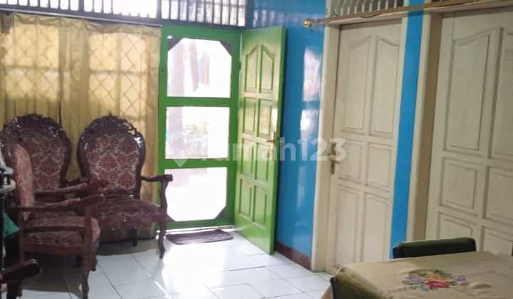 Dijual Cepat Rumah 2 Lantai di Cempaka Baru