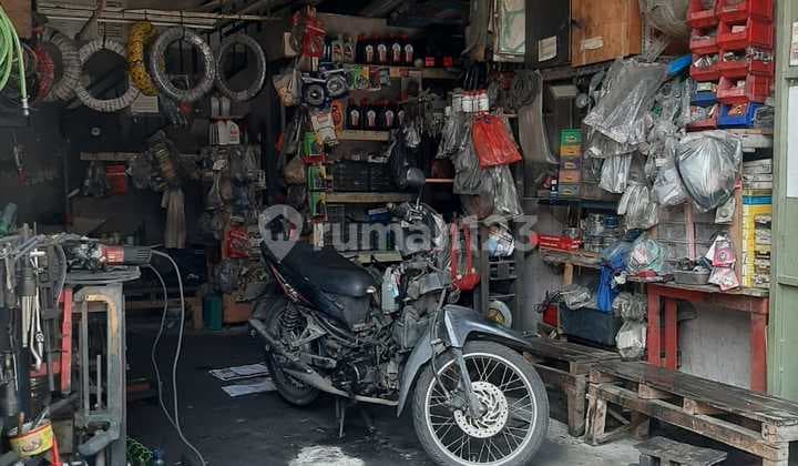 Dijual Rumah Siap Huni Cocok Buat Bengkel Motor di Muara Bahari
