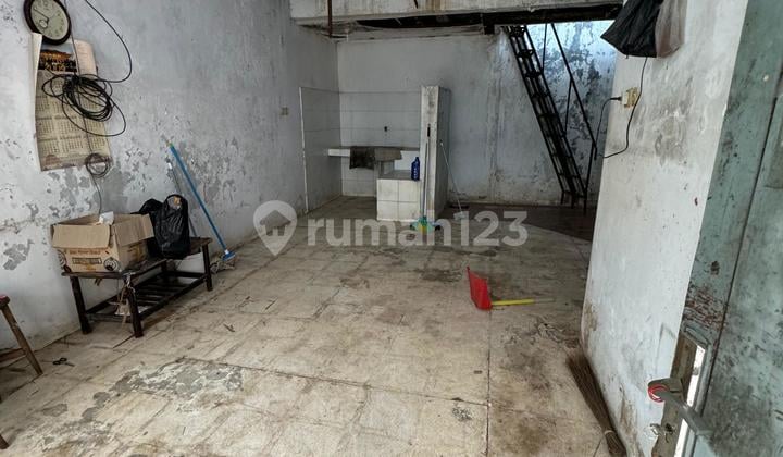 Dijual Cepat Bu Rumah 1 1/2 Lt.perlu Renovasi Agung. Utara