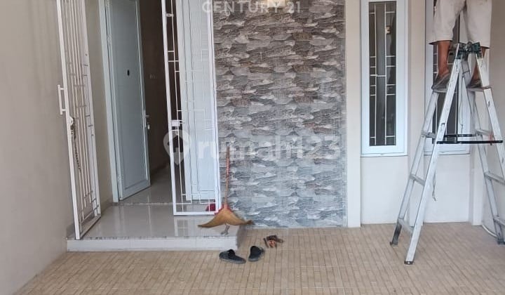 Rumah Tinggal di Jl Elang Raya Harjamukti Cirebon Rumah Tinggal di Jl Elang Raya Harjamukti Cirebon