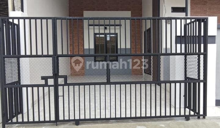 Rumah Siap Huni Minimalis Lokasi Kota Harapan Indah Bekasi