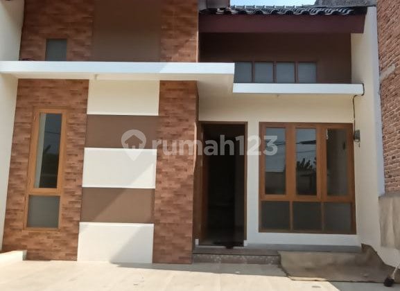 Dijual Rumah Baru,One Gate System Jalan Ratna Jatibening Bekasi