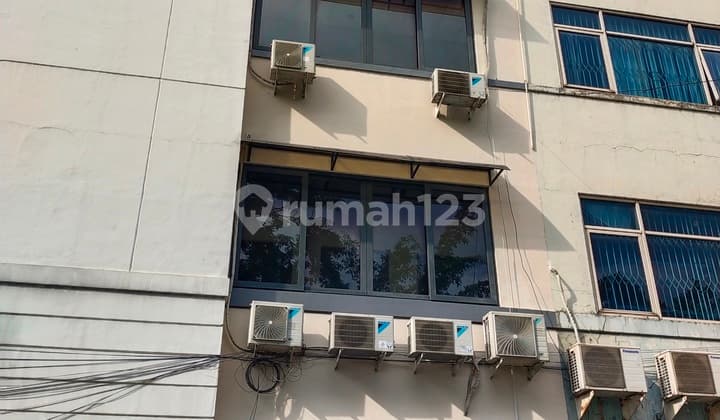 Taman Meruya Office Complex Strategically Located with Toll Access to City Center