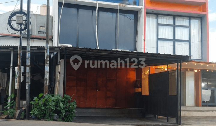 Rukia Villa Pamulang Strategic Close to Toll