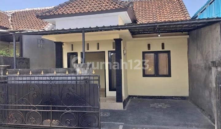RUMAH MINIMALIST SIAP HUNI AREA DENPASAR SELATAN